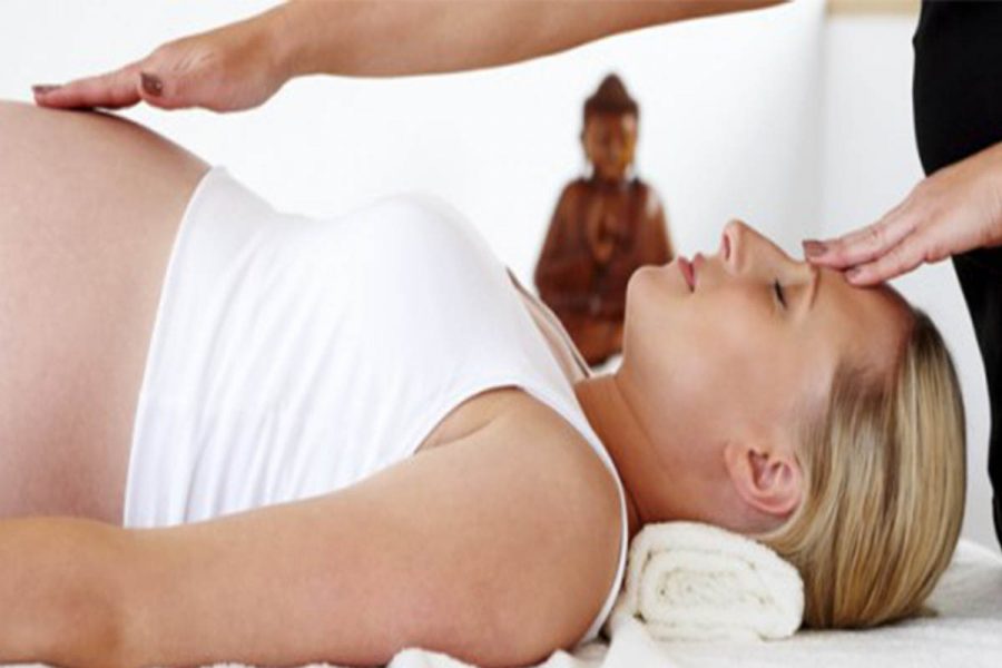 Les bienfaits du massage métamorphique et des thérapie Access bars® pendant la grossesse